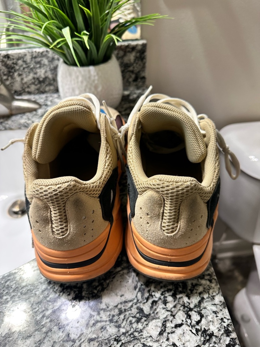 Multicolor Yezzy - Picture 2 of 2